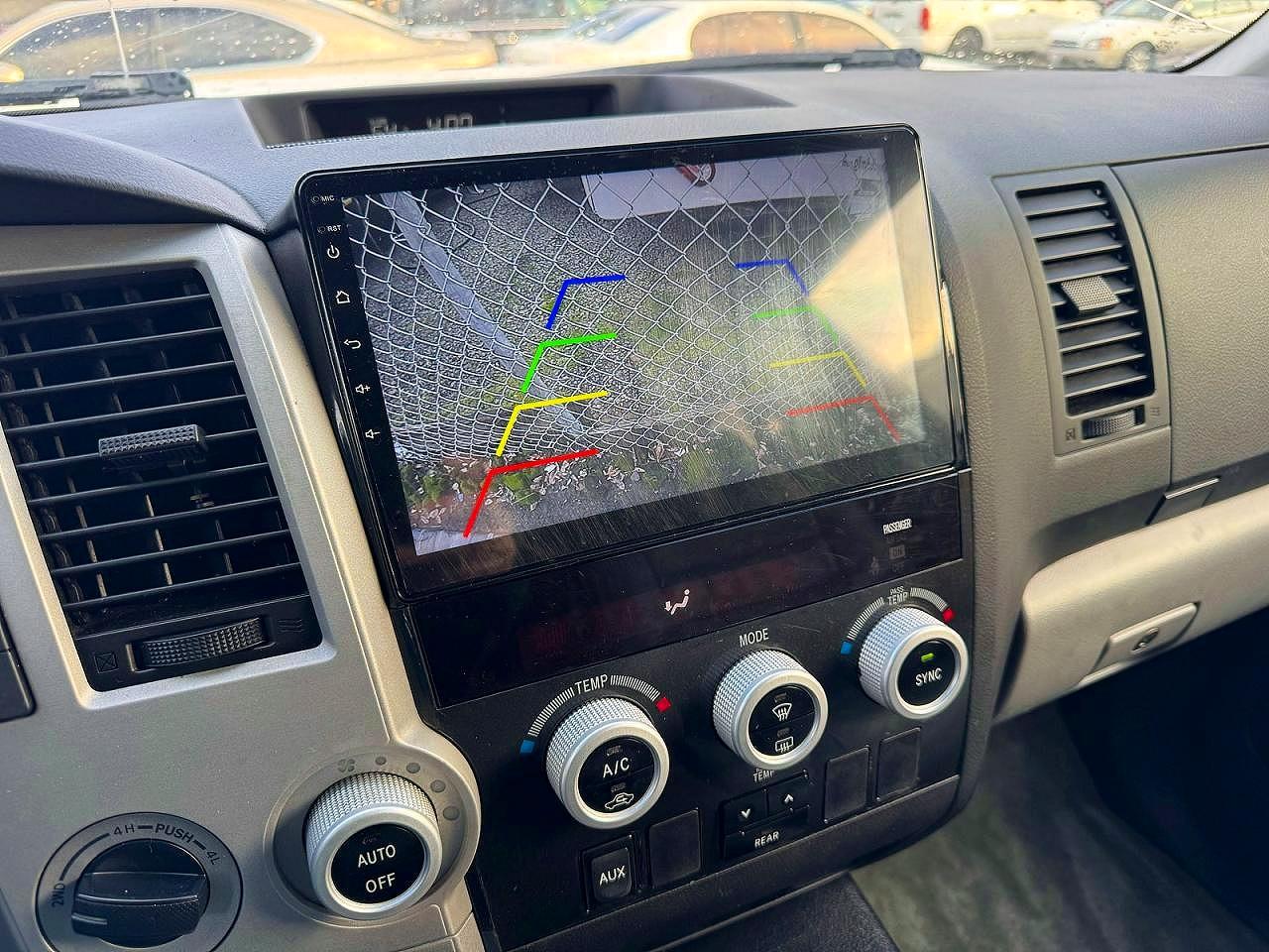 Toyota Sequoia Sr5
