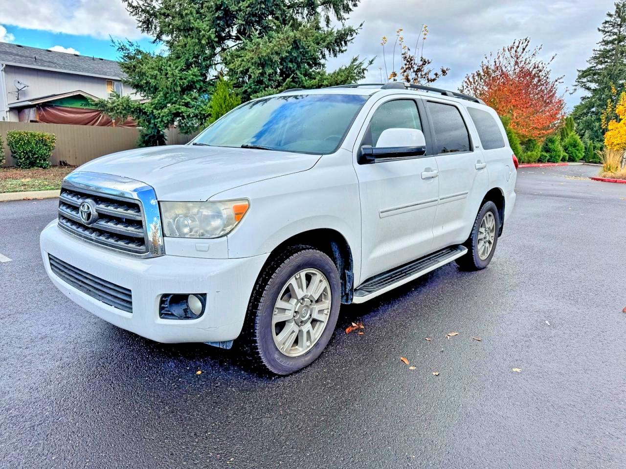 Toyota Sequoia Sr5