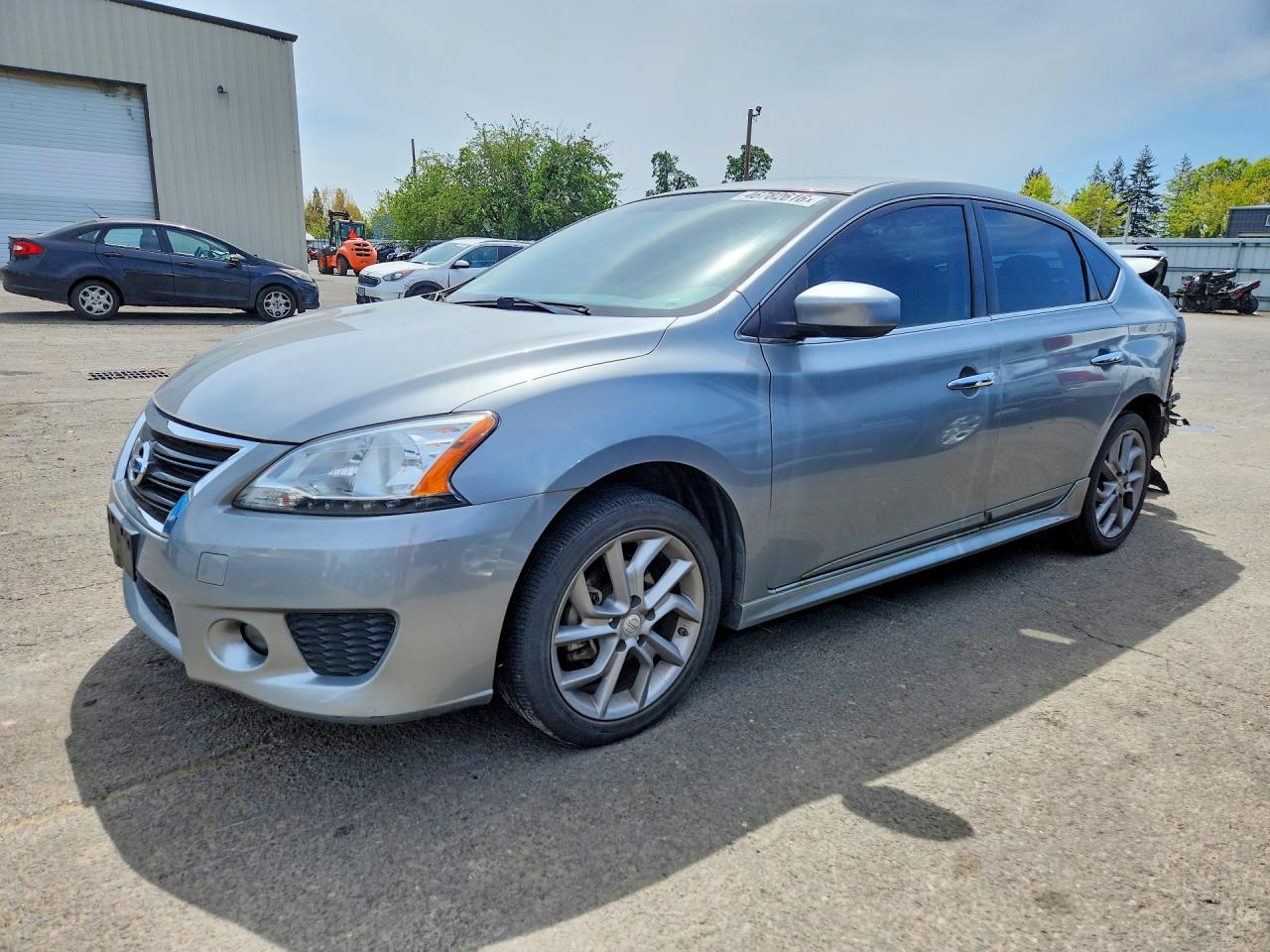 Salvage Nissan Sentra Image