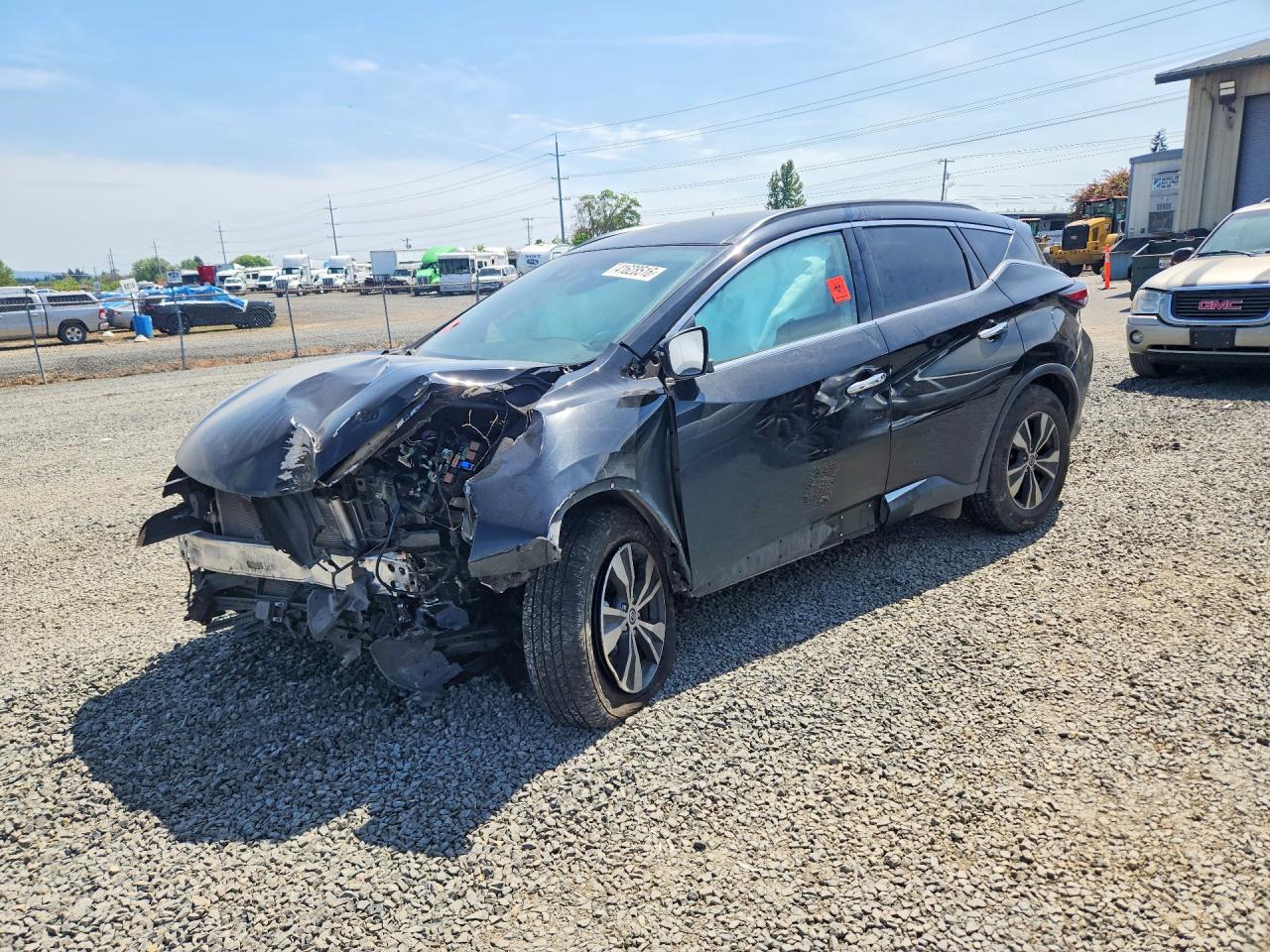 Salvage Nissan Murano Image