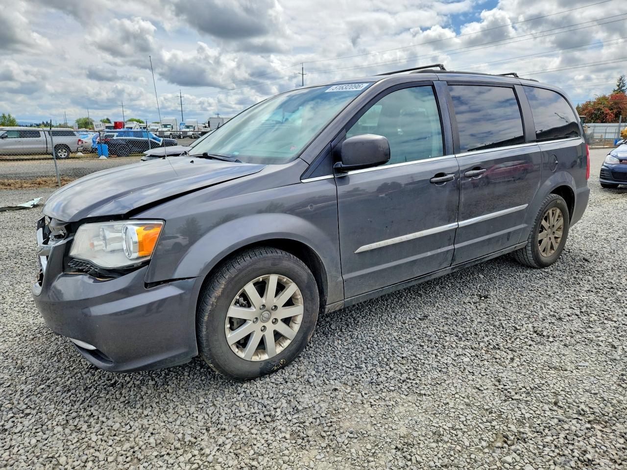 Salvage Chrysler Minivan Image