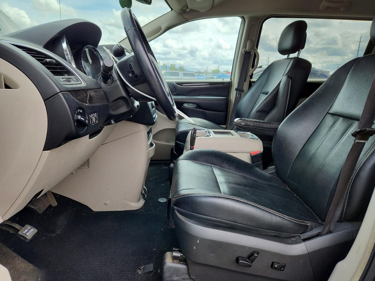Chrysler Minivan Touring