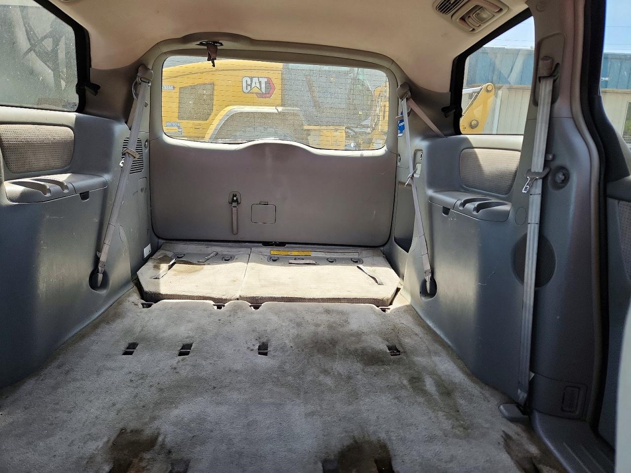 Toyota Sienna Le 8-passenger