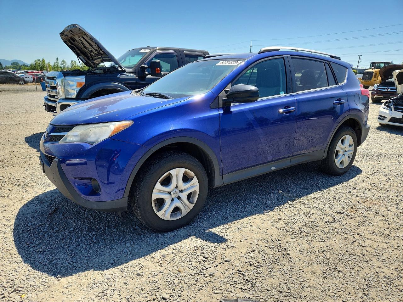 Salvage Toyota RAV4 Image