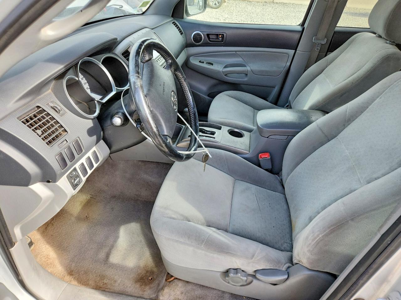 Toyota Tacoma V6