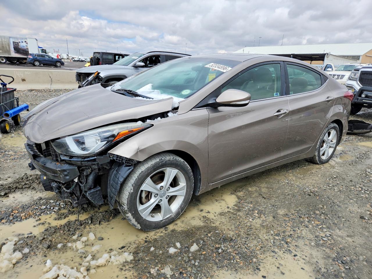 Salvage Hyundai ELANTRA Image