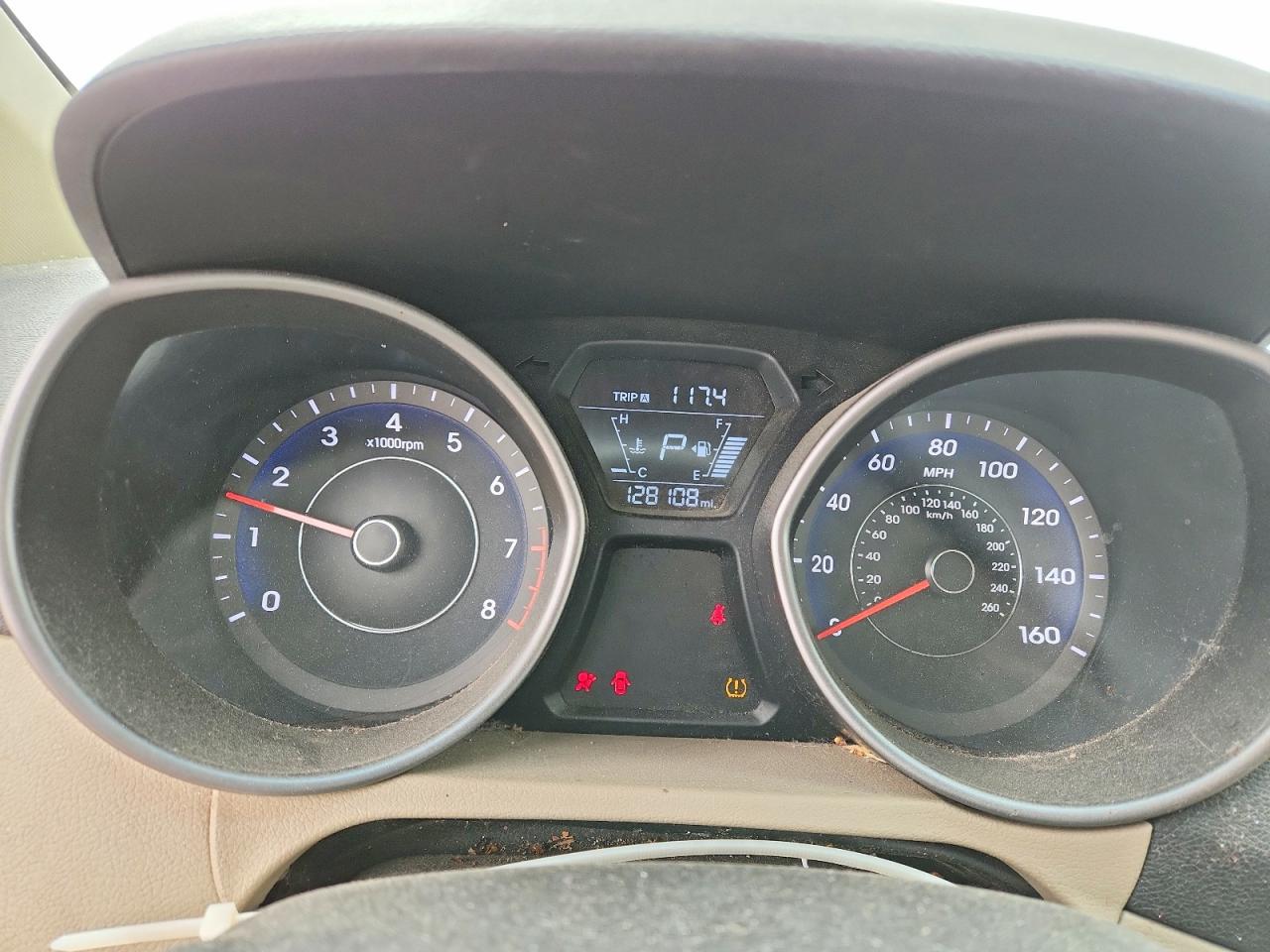 Hyundai ELANTRA Value Edition