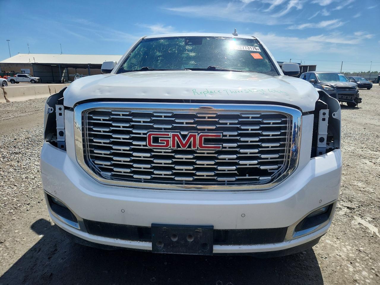 GMC Yukon Denali