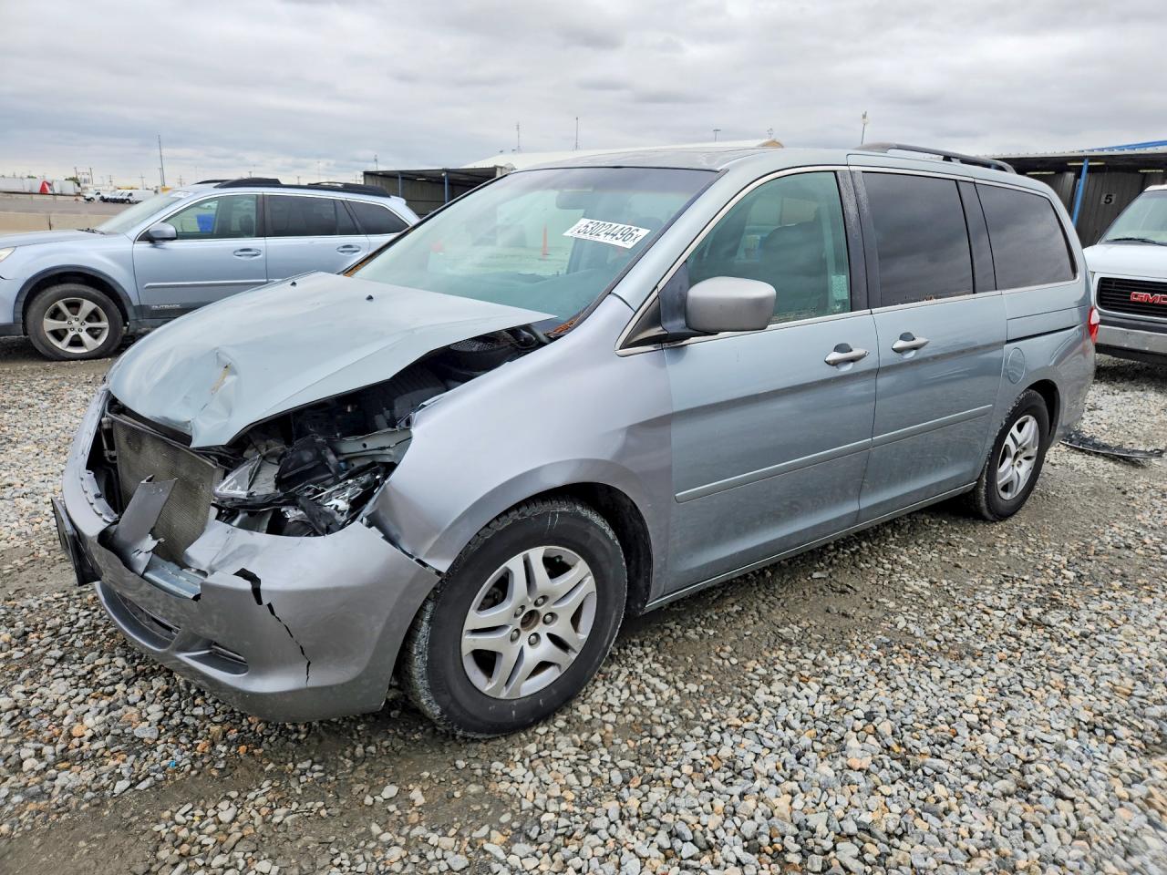 Salvage Honda Odyssey Image