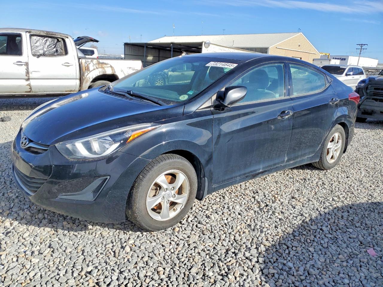 Salvage Hyundai ELANTRA Image