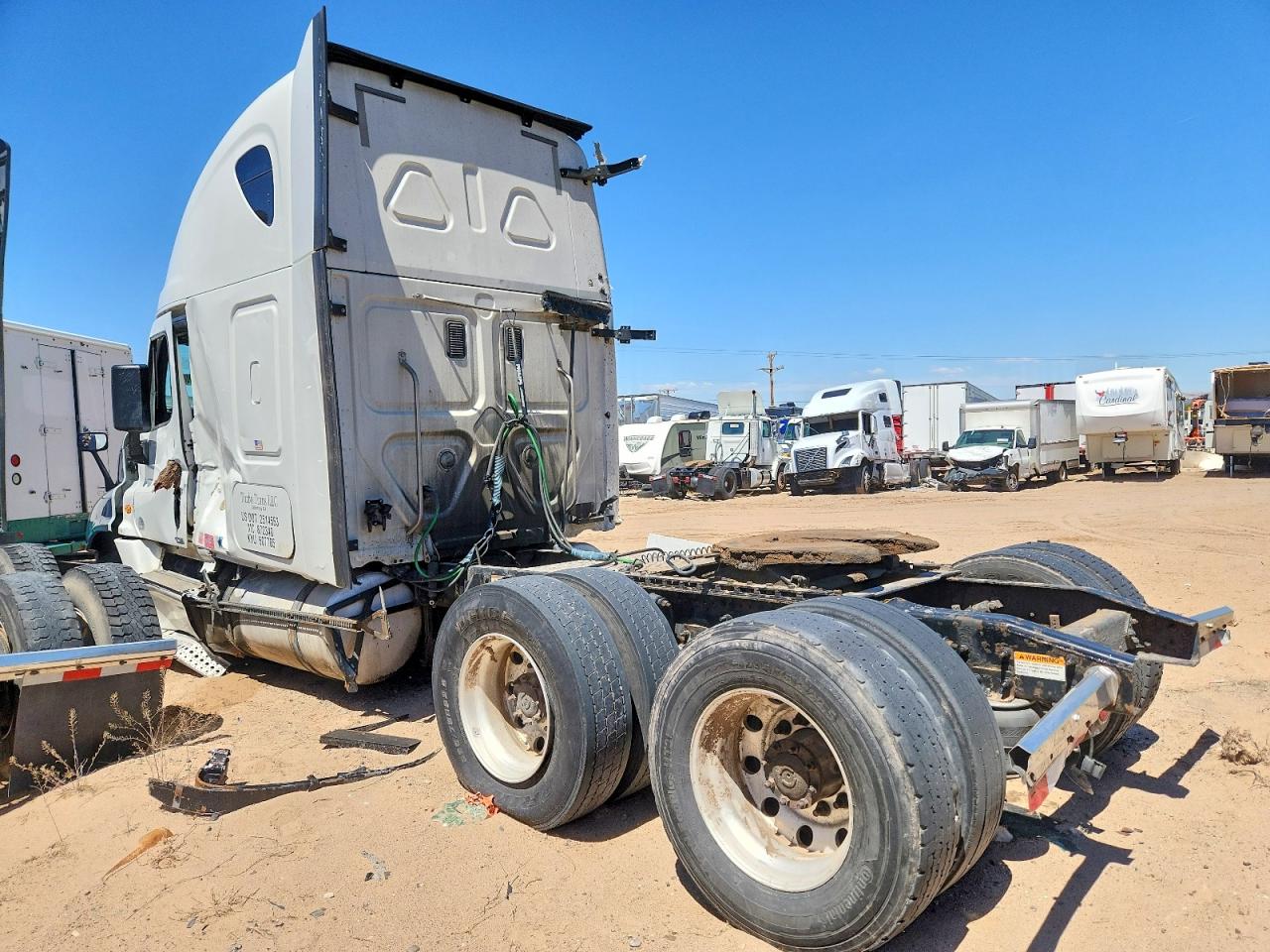 Freigliner Cascadia 125 Sleeper Cab"