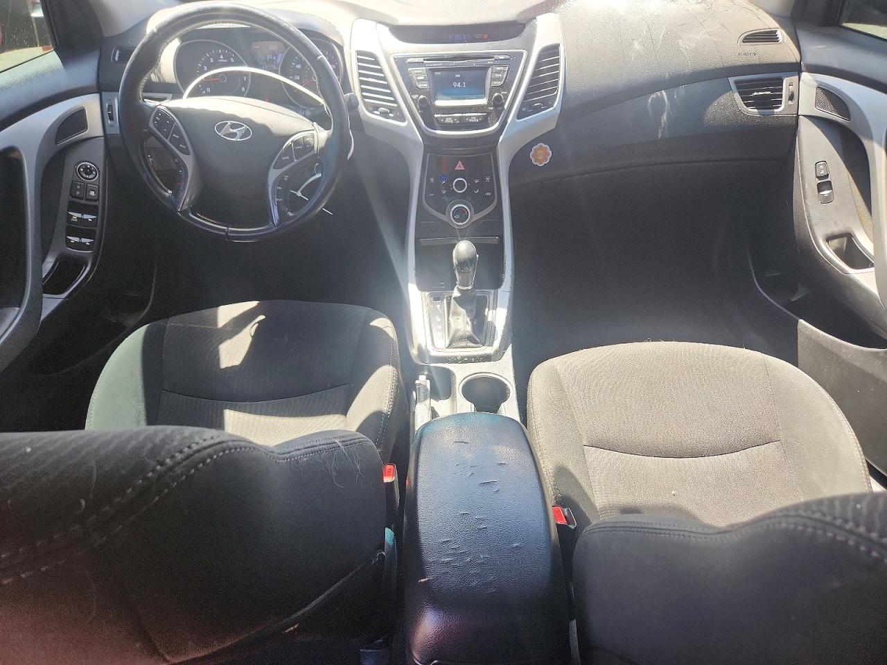 Hyundai ELANTRA Se