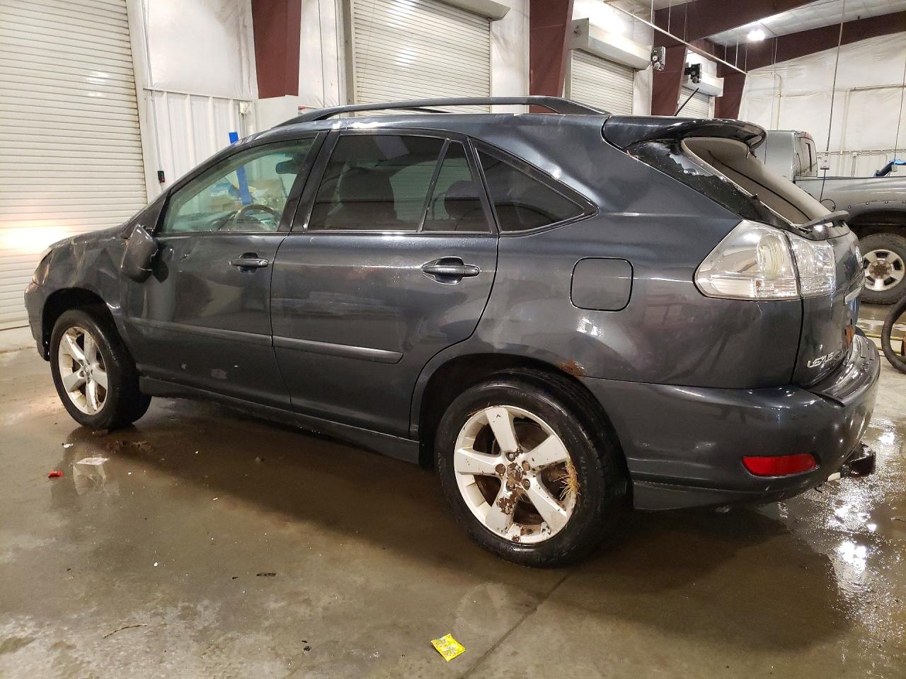 Lexus RX Base