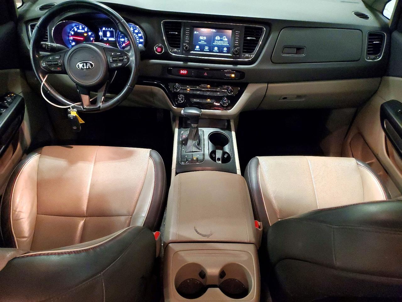 Kia Sedona Lx