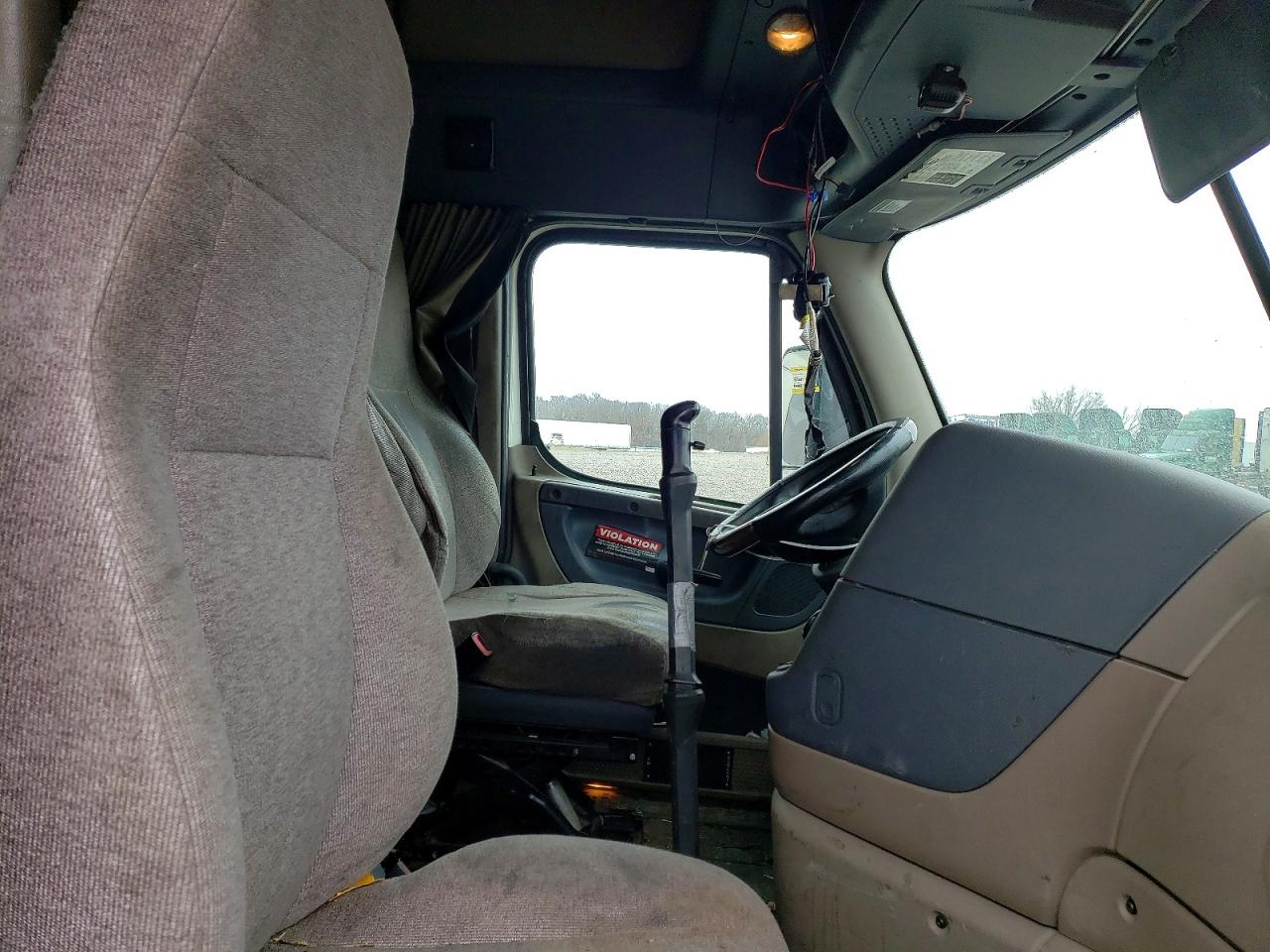 Freightliner Cascadia 125