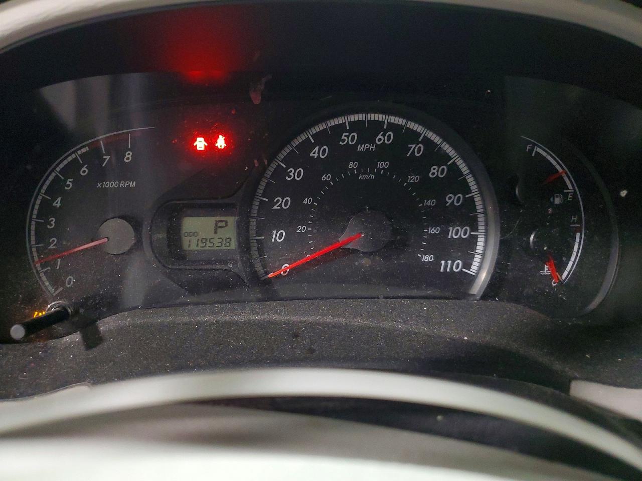 Toyota Sienna Le 8-passenger
