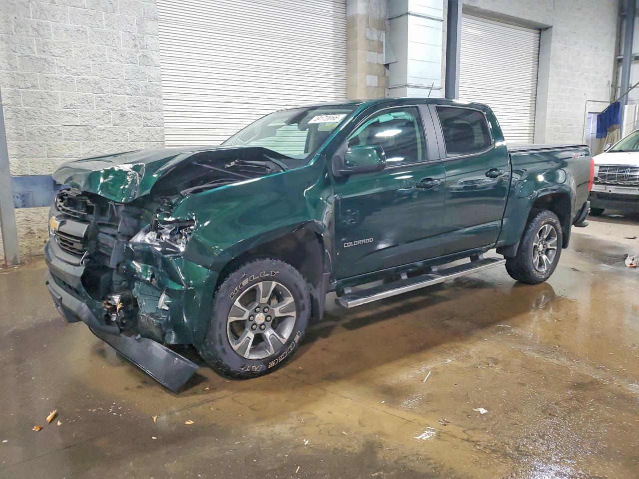 Salvage Chevrolet Colorado Image