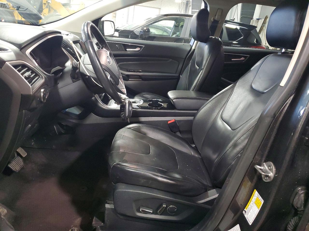 Ford Edge Titanium