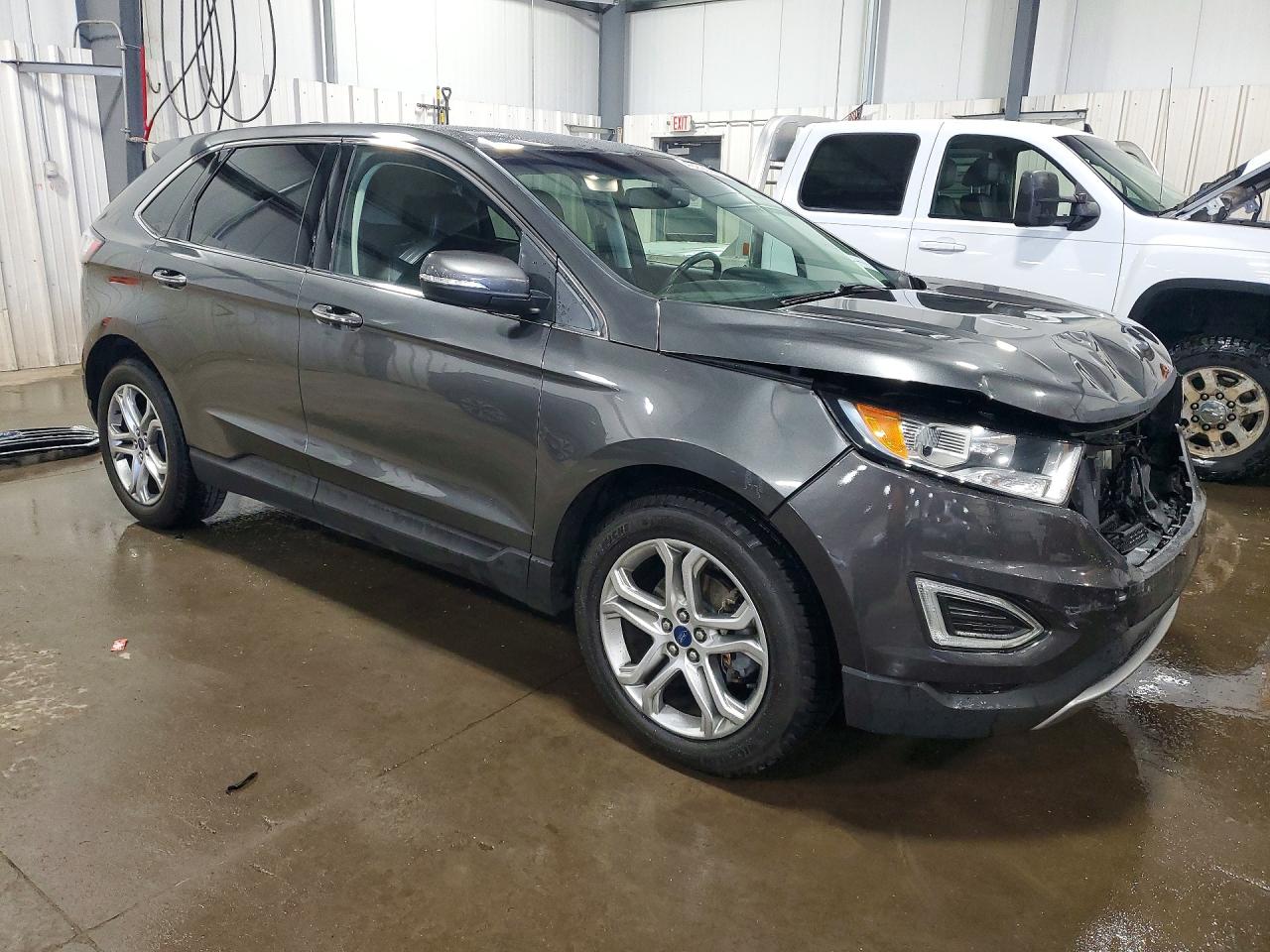 Ford Edge Titanium
