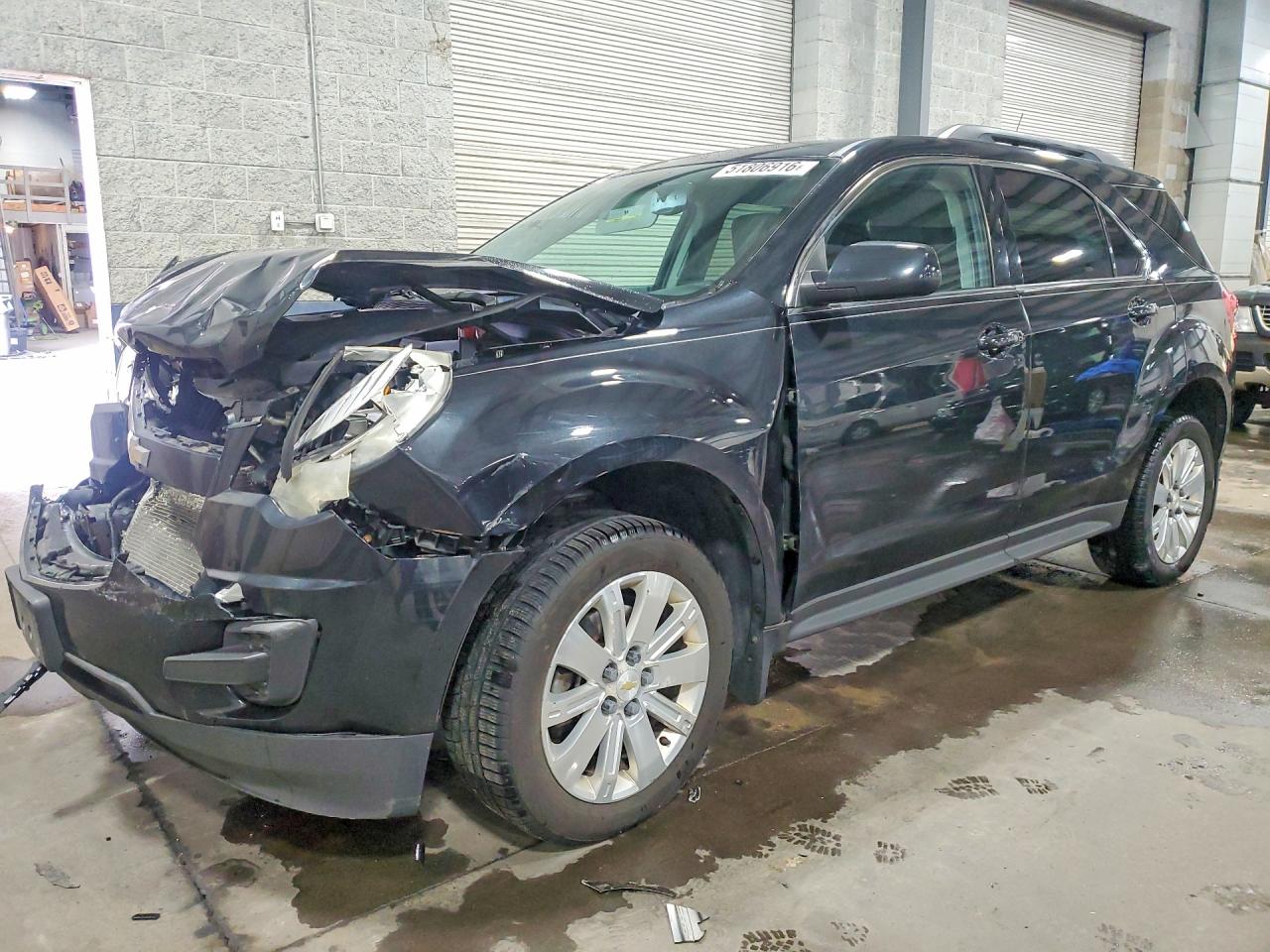 Salvage Chevrolet Equinox Image