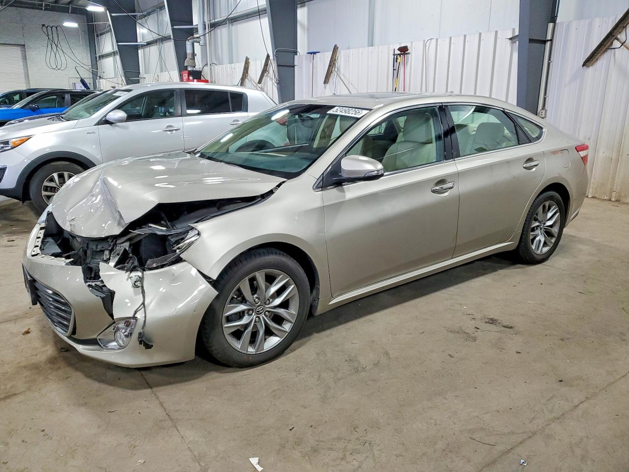 Salvage Toyota Avalon Image
