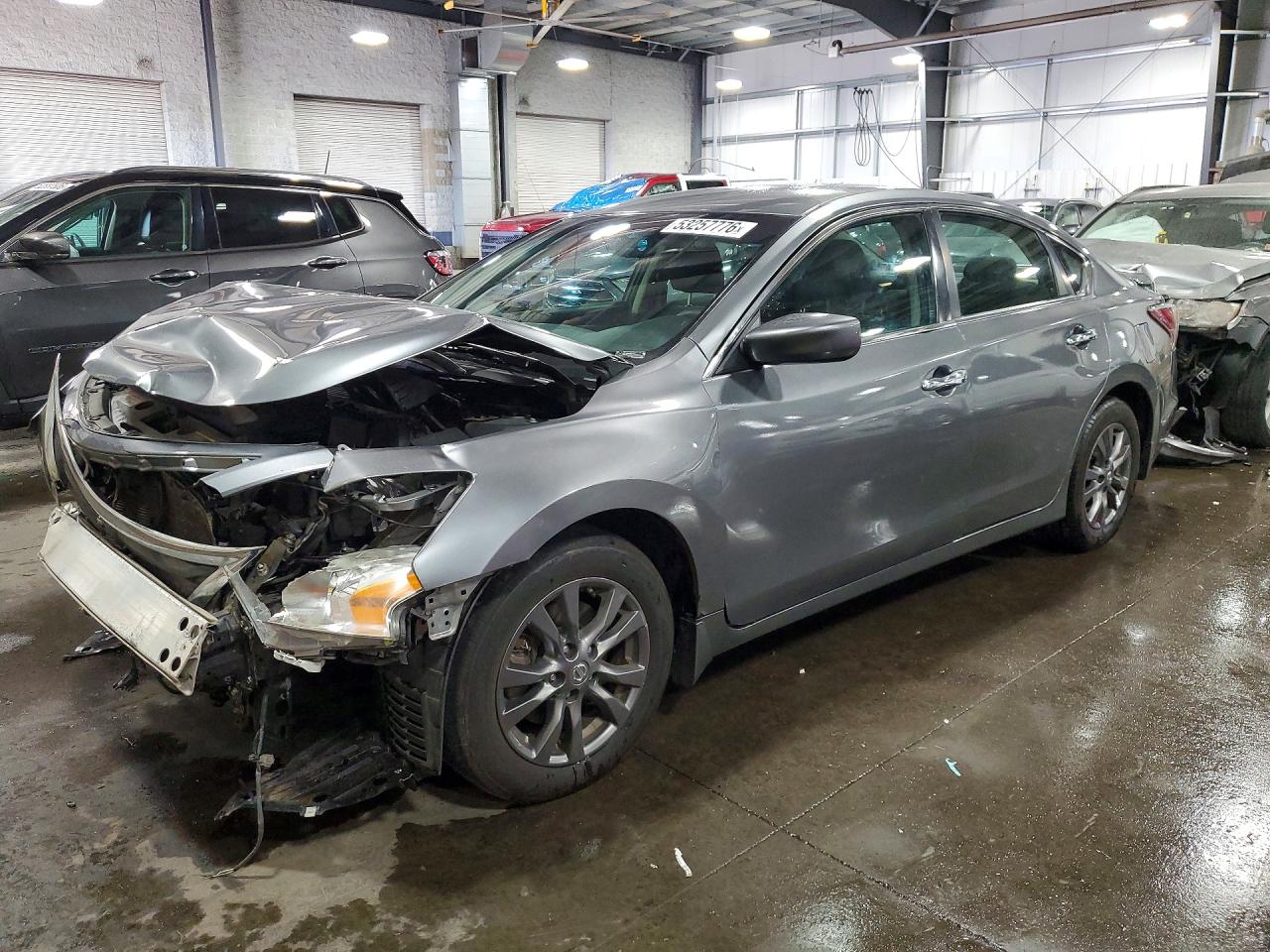 Salvage Nissan Altima Image