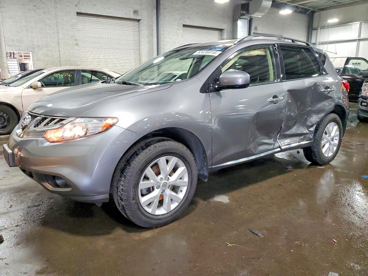 Salvage Nissan Murano Image