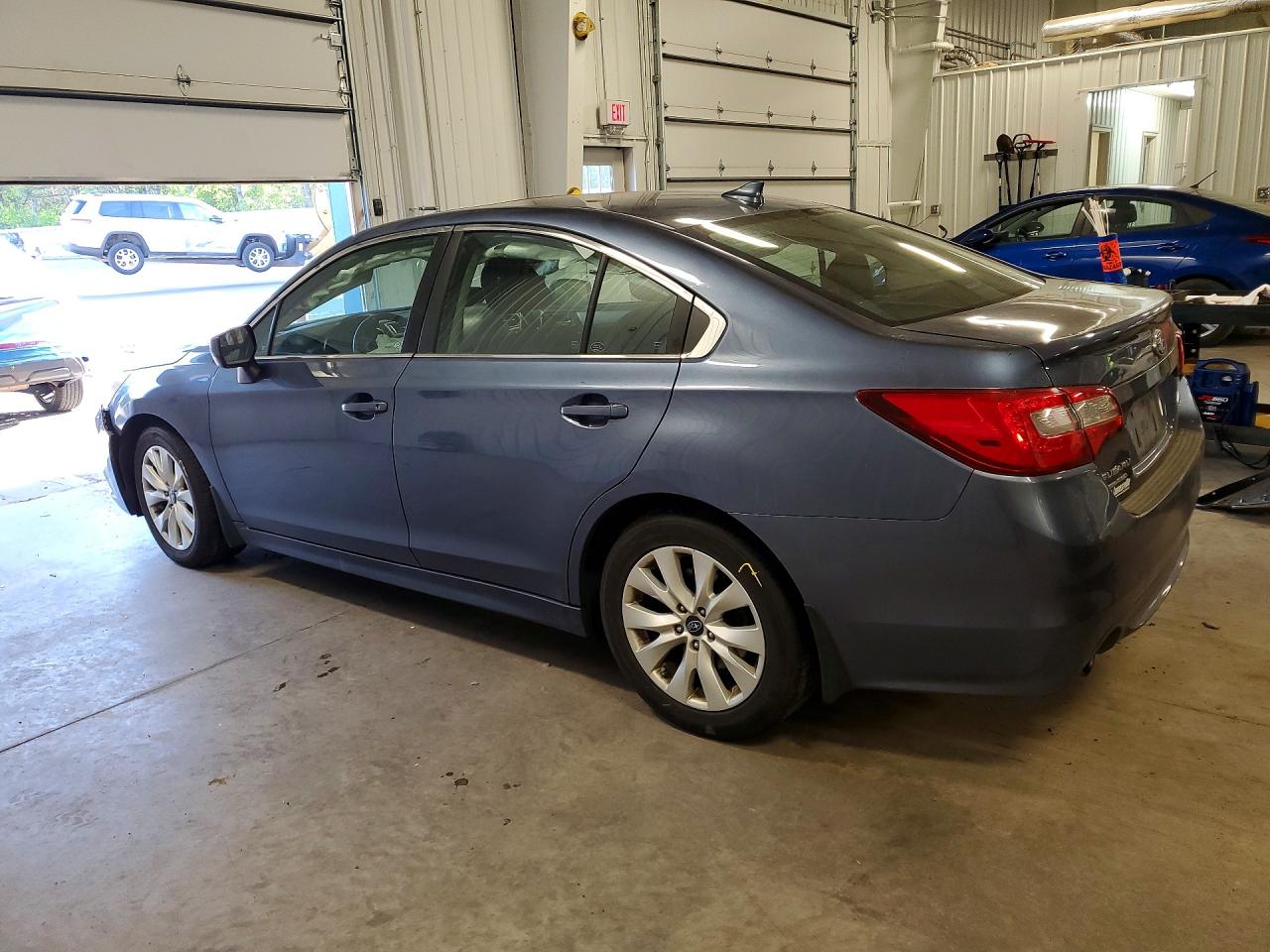 Subaru Legacy 2.5i Premium