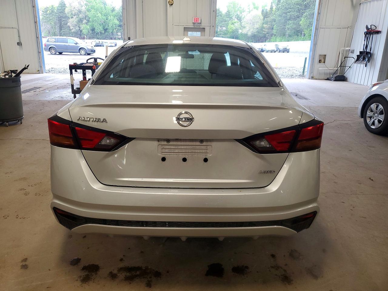 Nissan Altima S