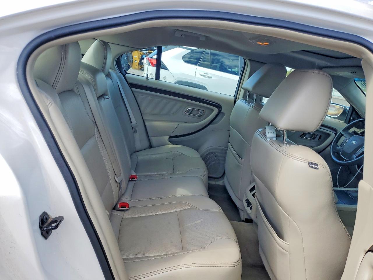 Ford Taurus Limited