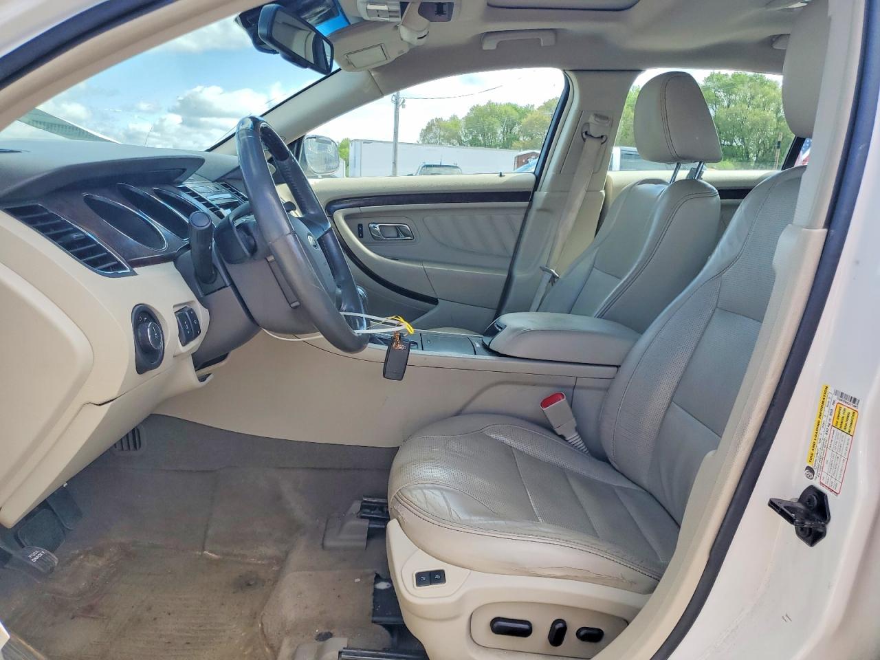 Ford Taurus Limited