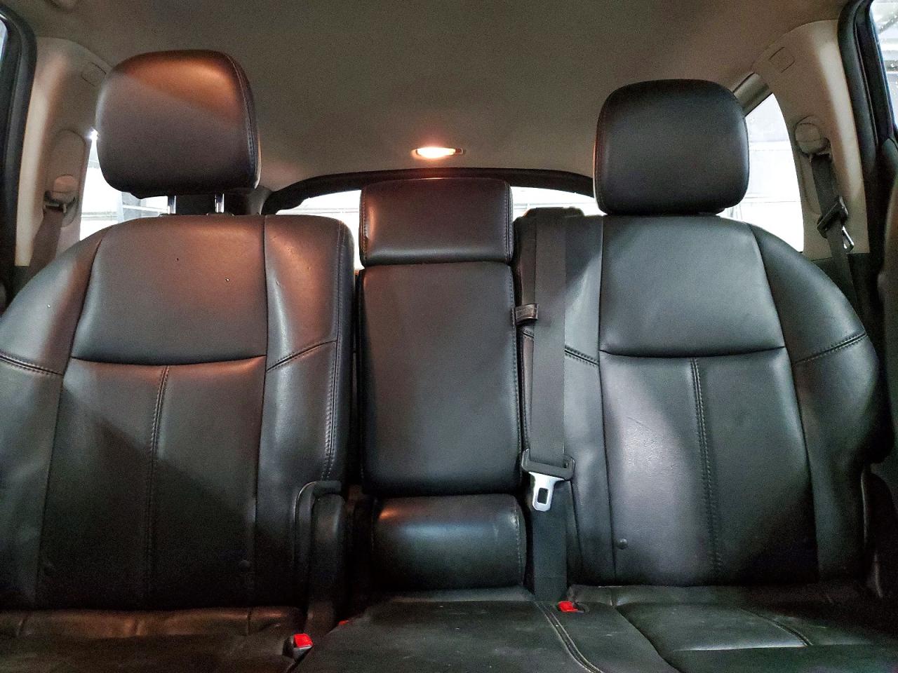 Nissan Pathfinder S