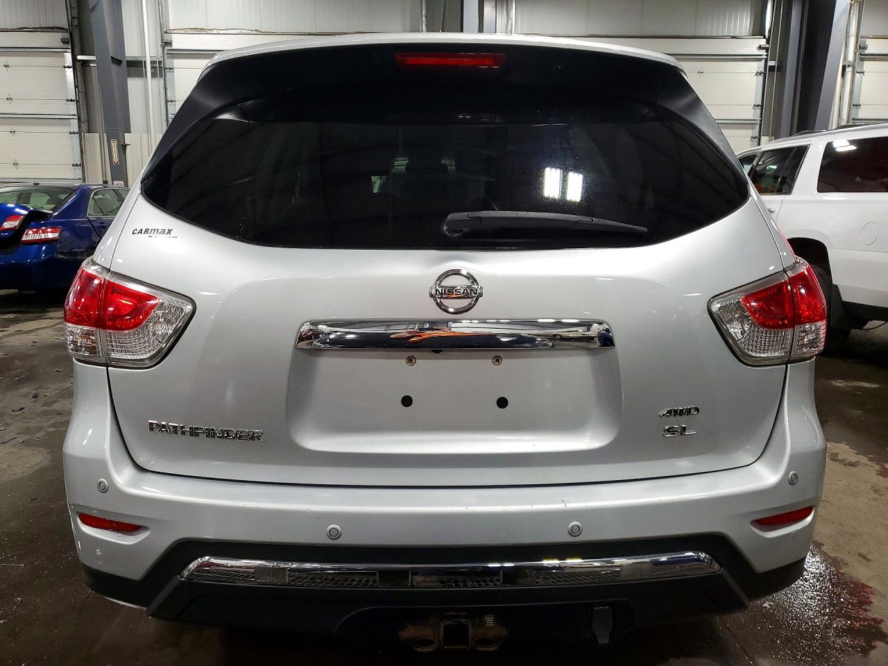 Nissan Pathfinder S