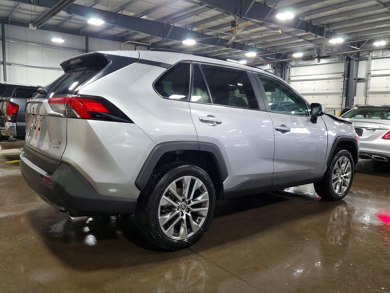 Toyota RAV4 Xle Premium