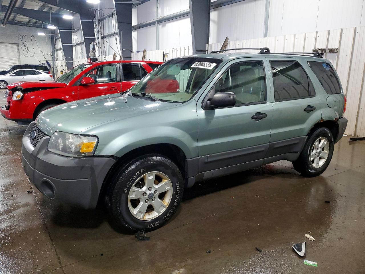 Salvage Ford Escape Image