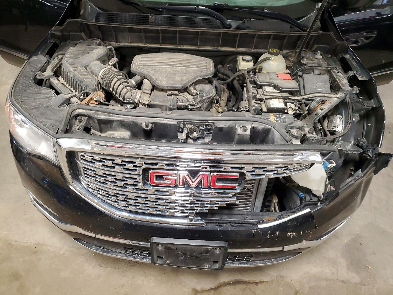 GMC Acadia Denali