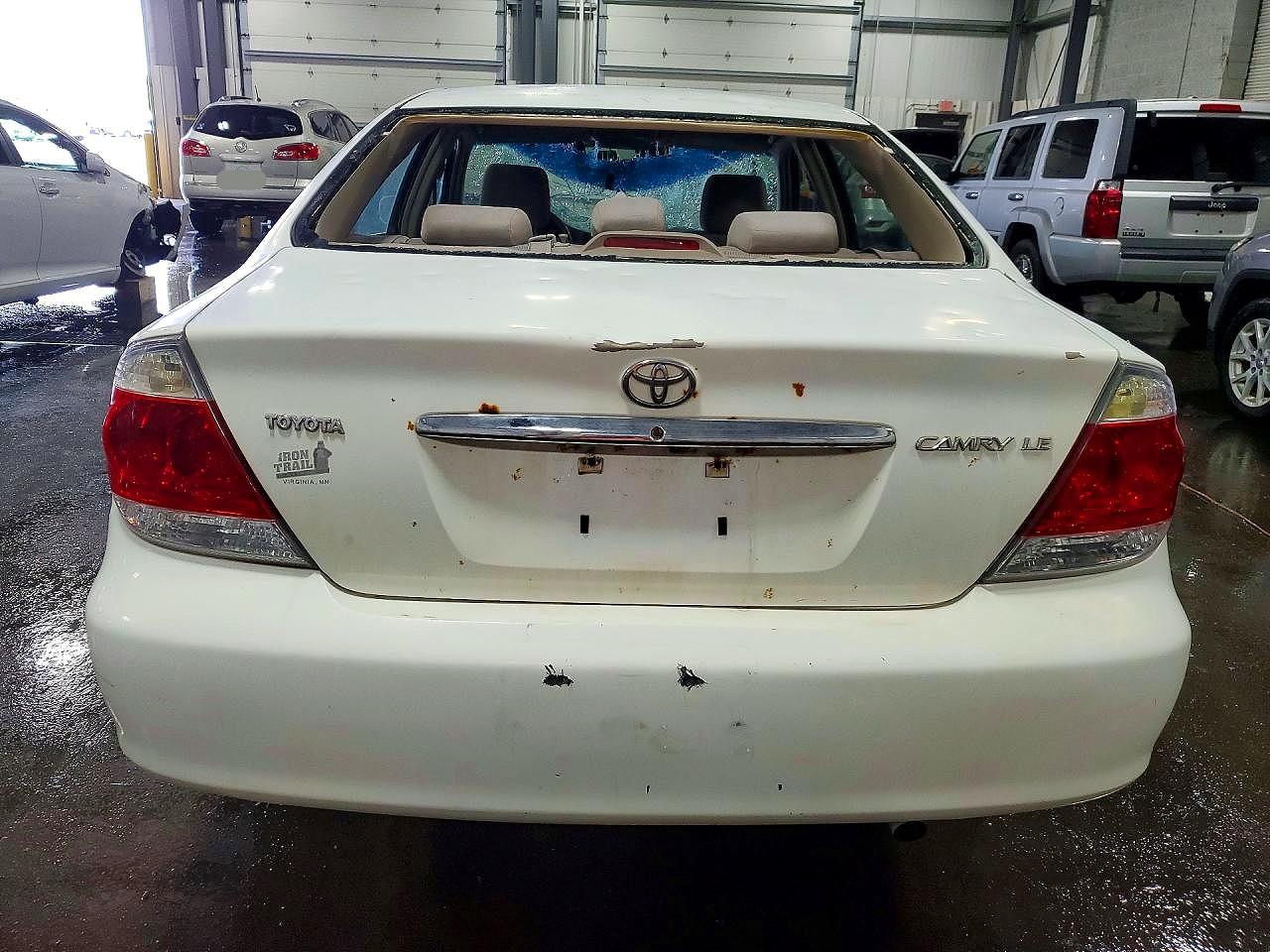 Toyota Camry Le