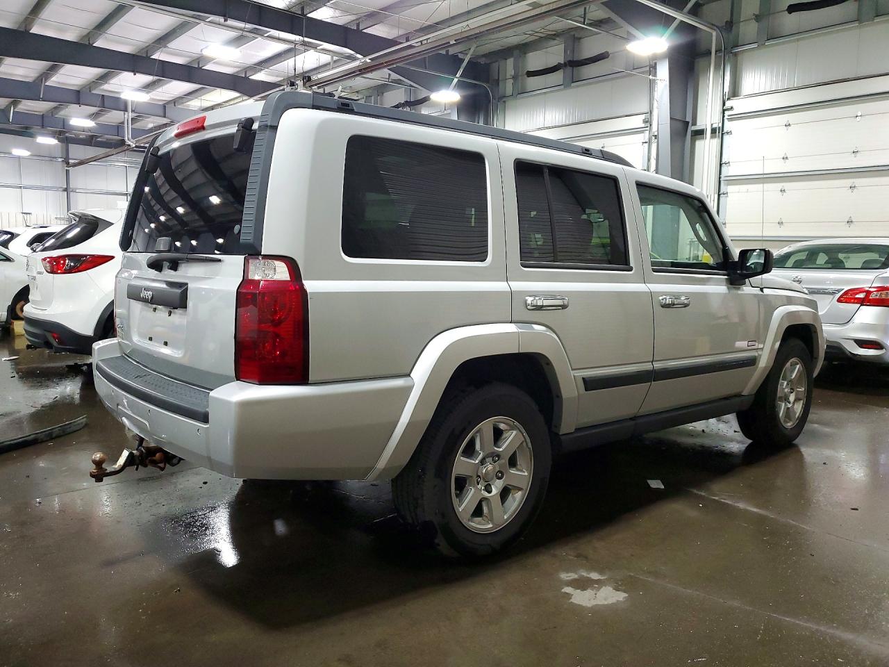 Jeep Commander