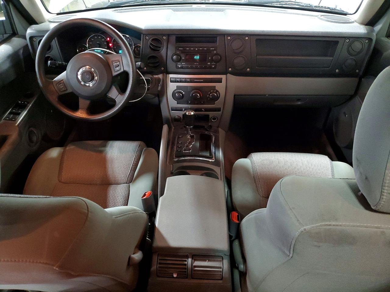 Jeep Commander
