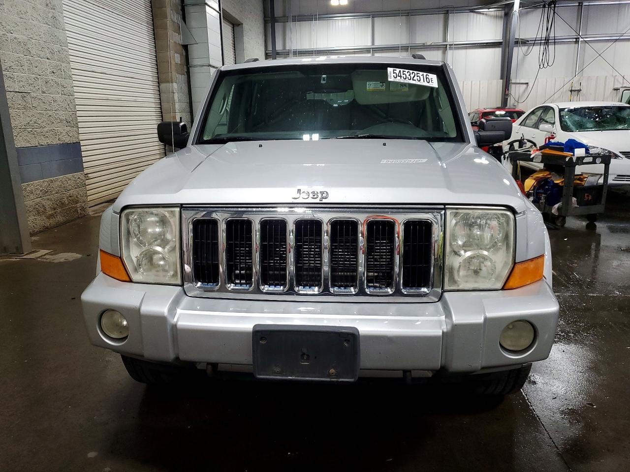 Jeep Commander