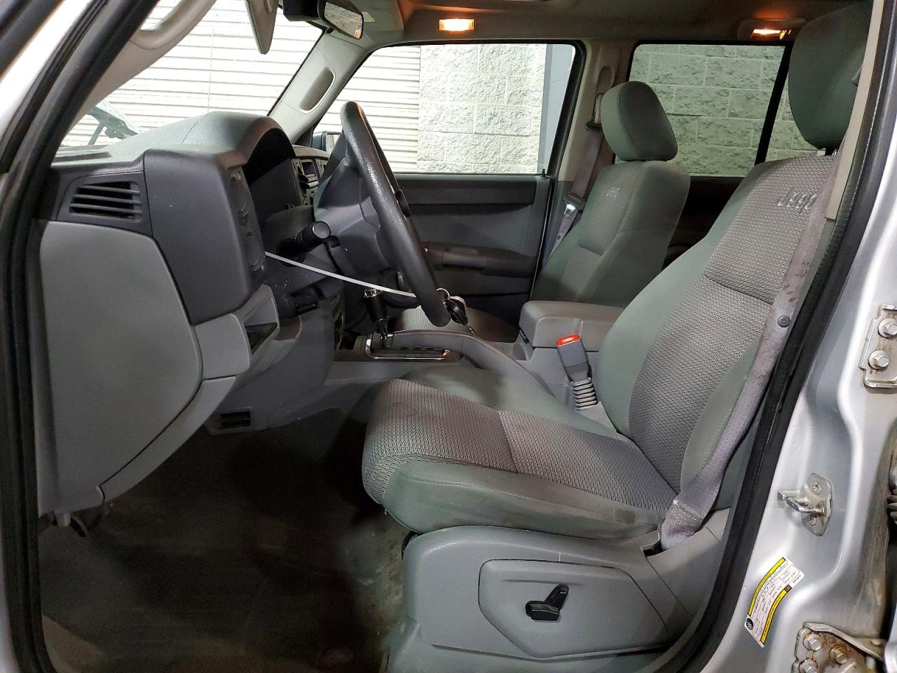Jeep Commander