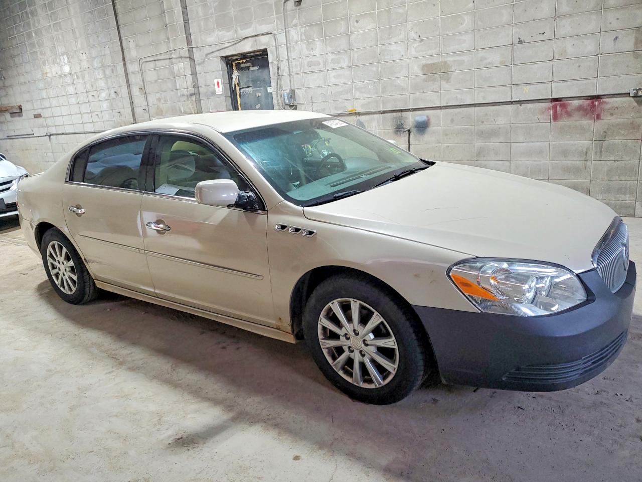 Buick Lucerne Cx