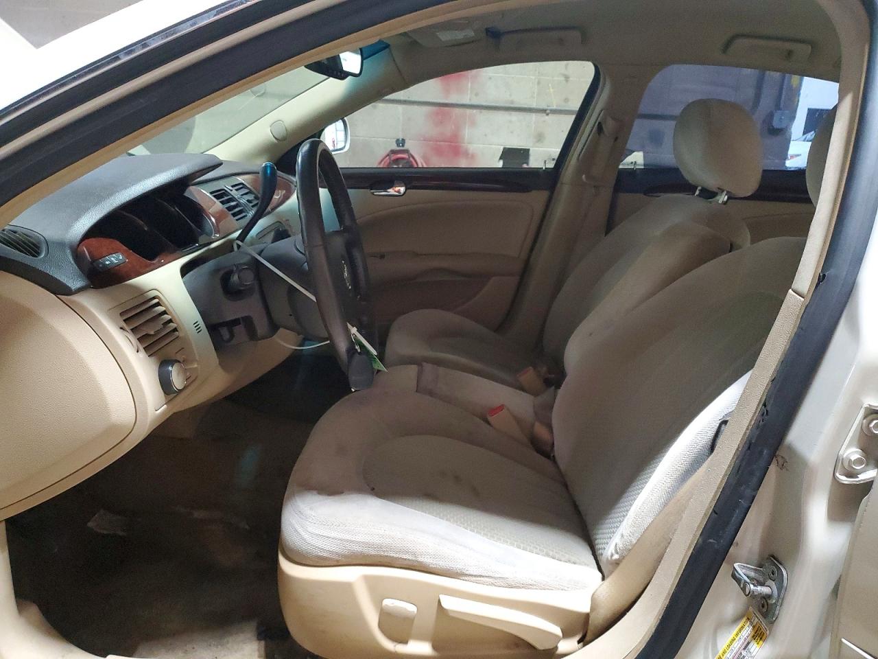 Buick Lucerne Cx