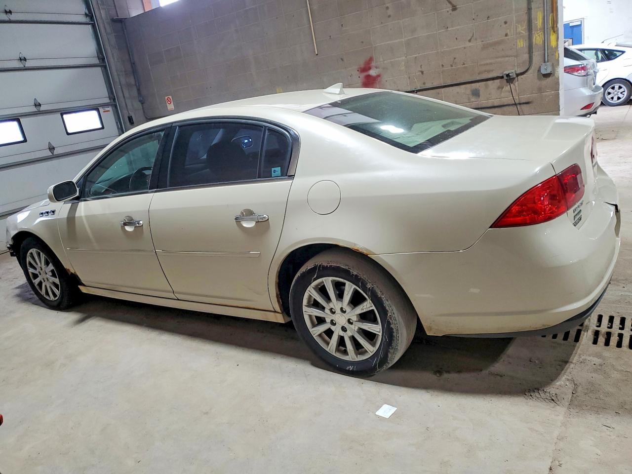 Buick Lucerne Cx
