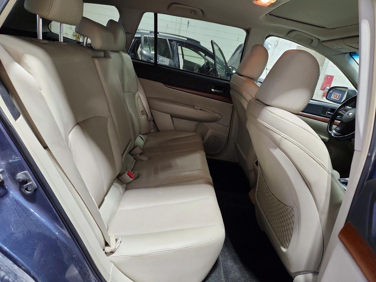 Subaru Outback 3.6r Limited