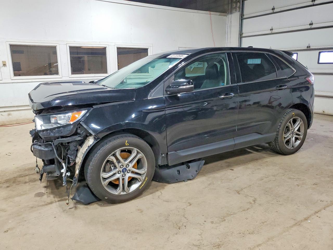 Salvage Ford Edge Image