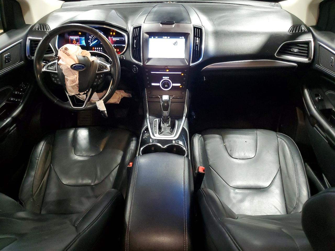 Ford Edge Titanium