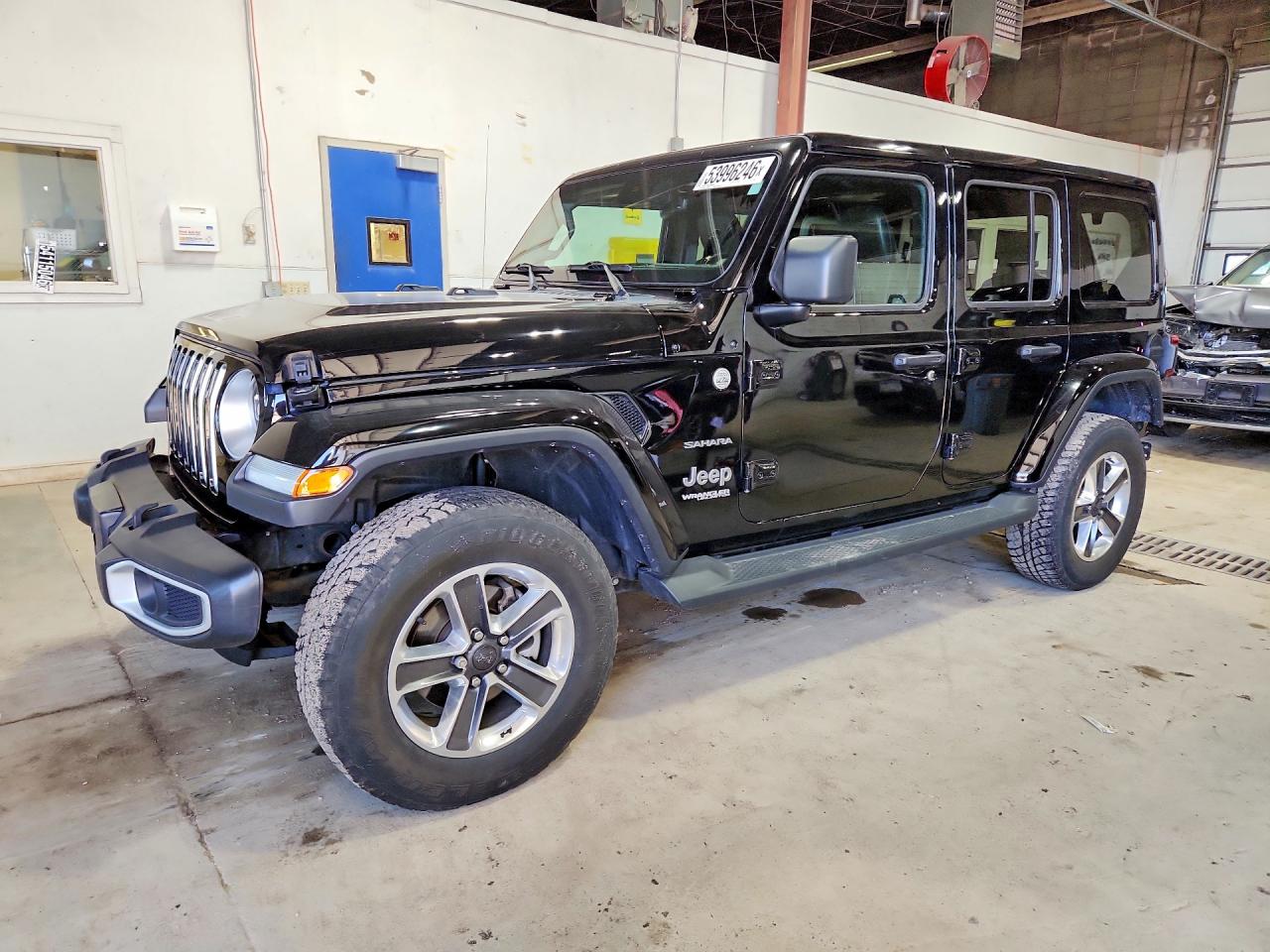 Salvage Jeep Wrangler Image