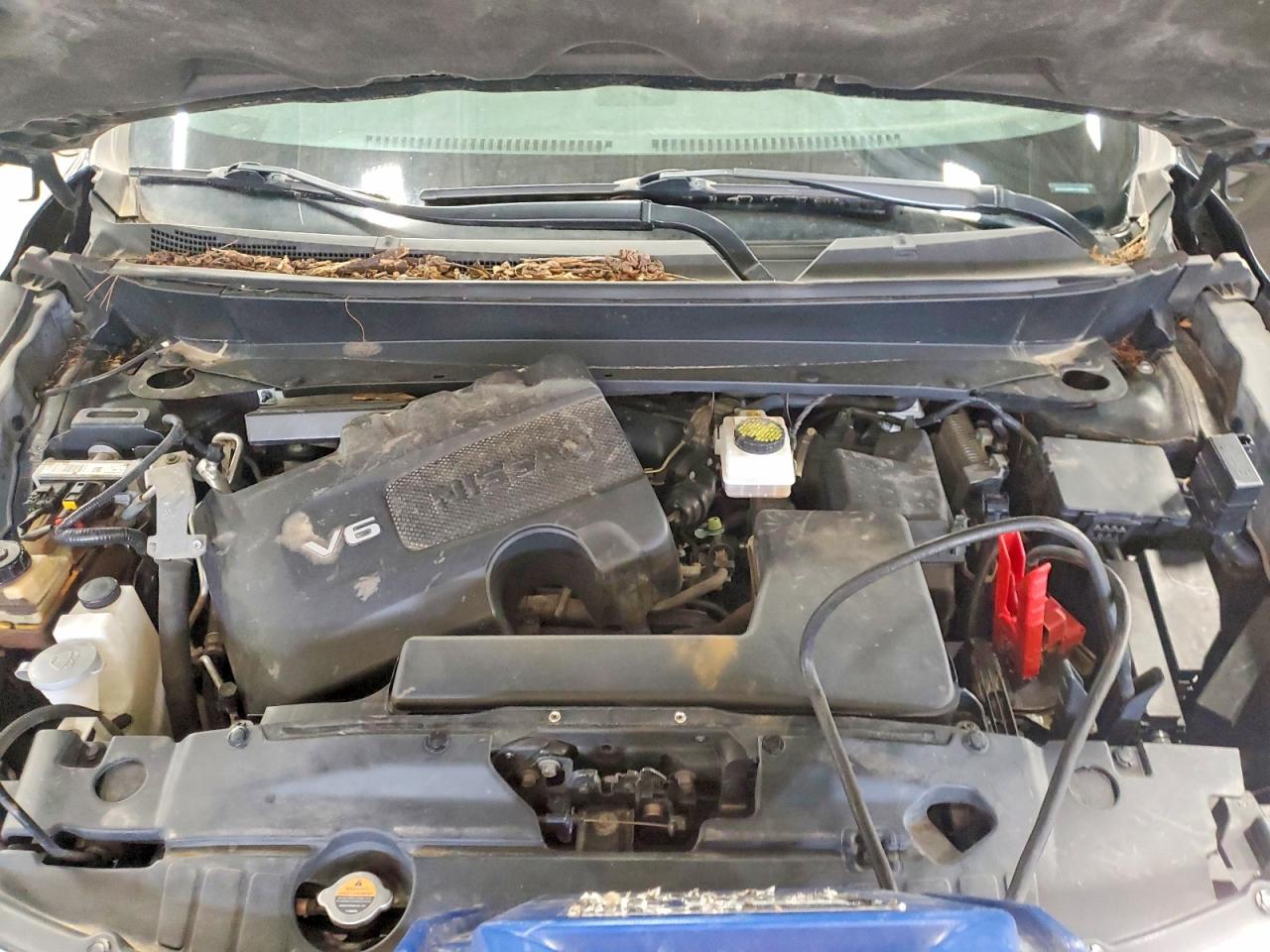 Nissan Pathfinder Sv