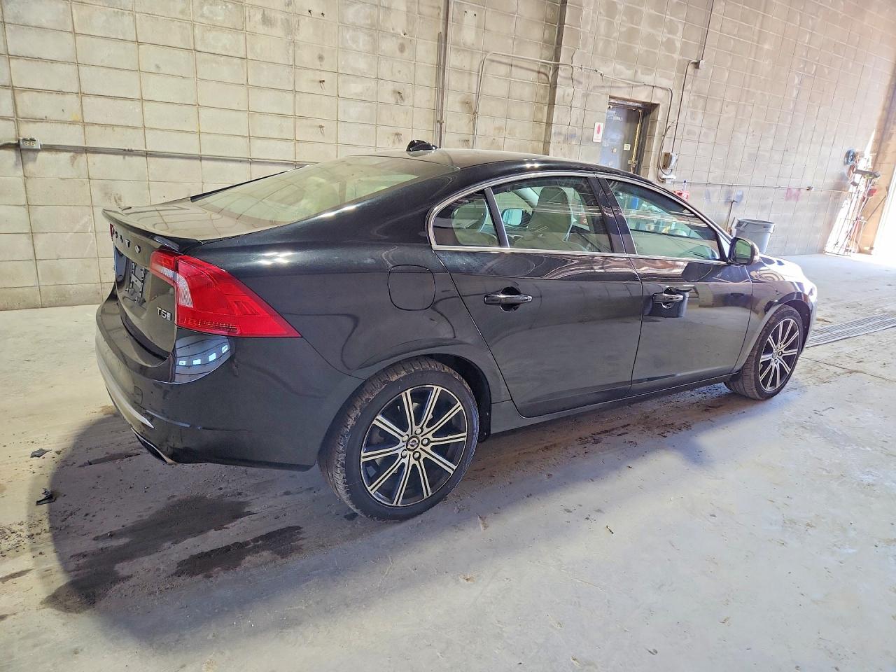 Volvo S60 Platinum